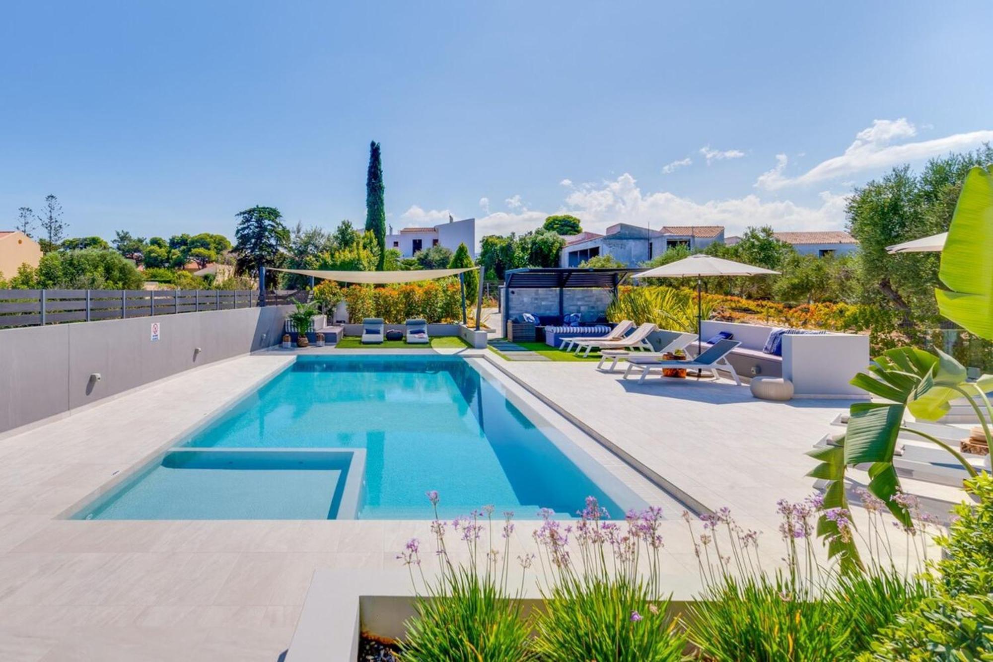 Villa Ampelaki - Premium Villa With Heated Pool Kounoupidhianá Eksteriør billede